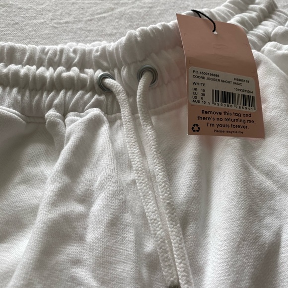 NWT White Jogger Shorts - Picture 2 of 3